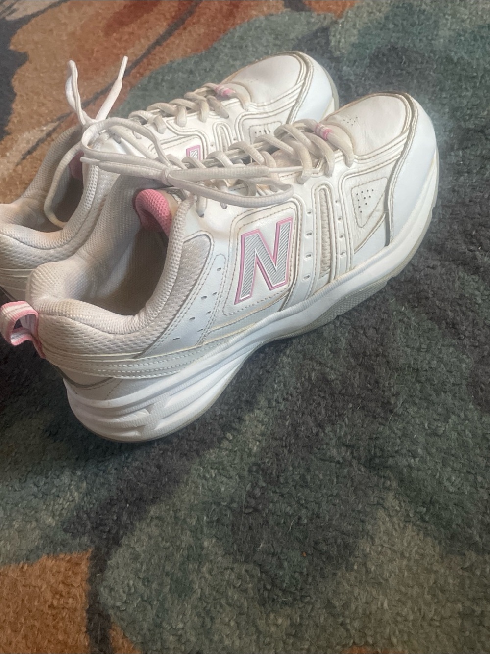 New Balance 409 White Sneakers with Pink Logo Trim